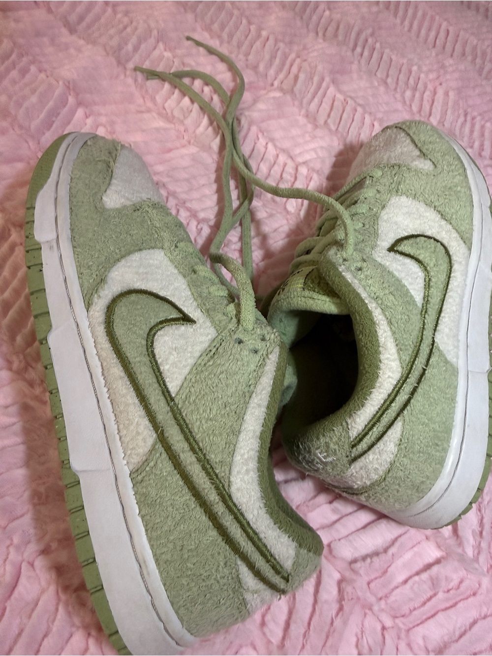 Nike Kids' Sage Green and White Low-Top Sneakers